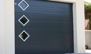 Portes de garage &agrave;&nbsp;CHANTILLY